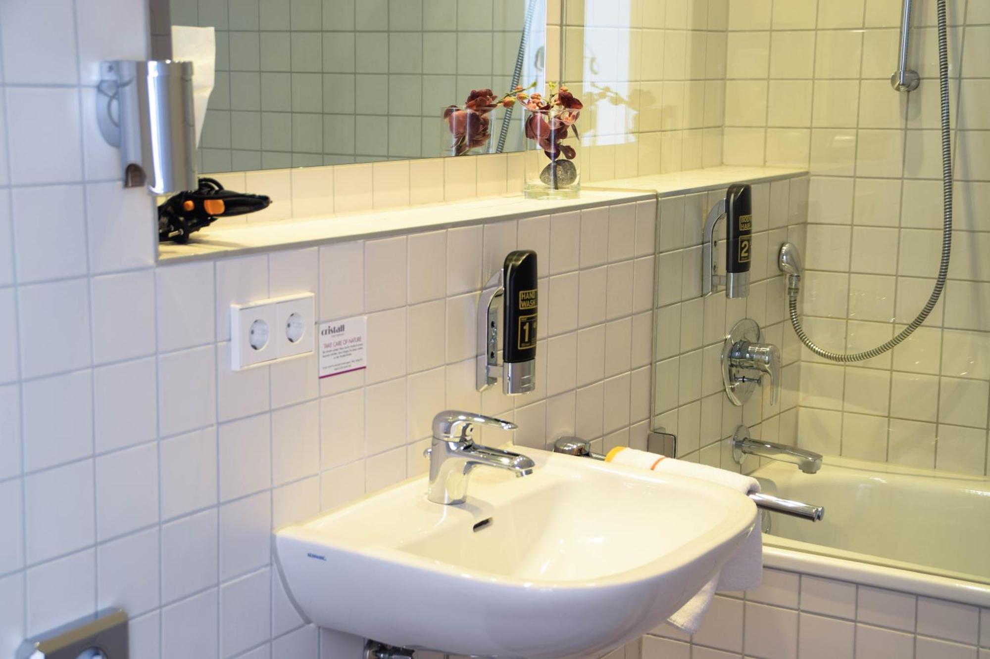 Cristall Hotel Waghäusel Pokoj fotografie