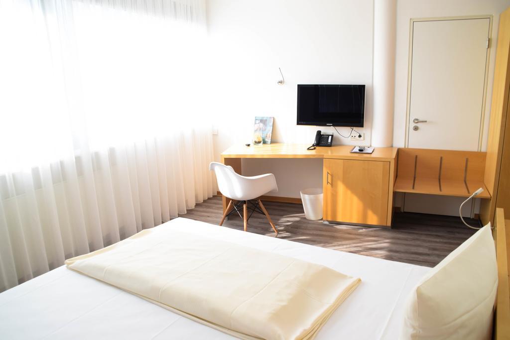 Cristall Hotel Waghäusel Exteriér fotografie