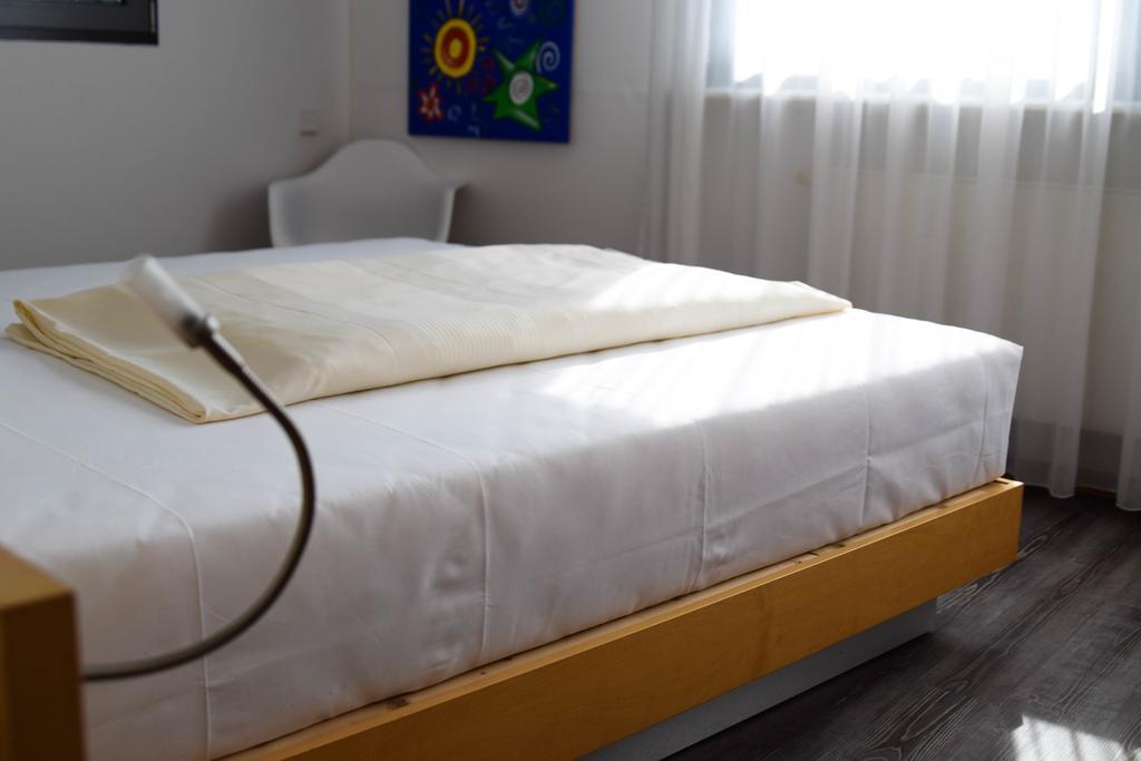 Cristall Hotel Waghäusel Pokoj fotografie